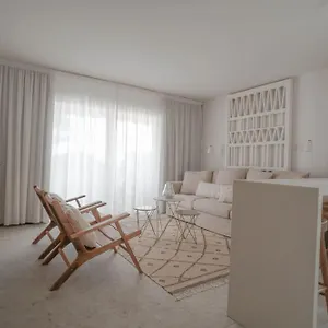 https://agustino-beach-suites-san-agustin.in-canary-islands.com